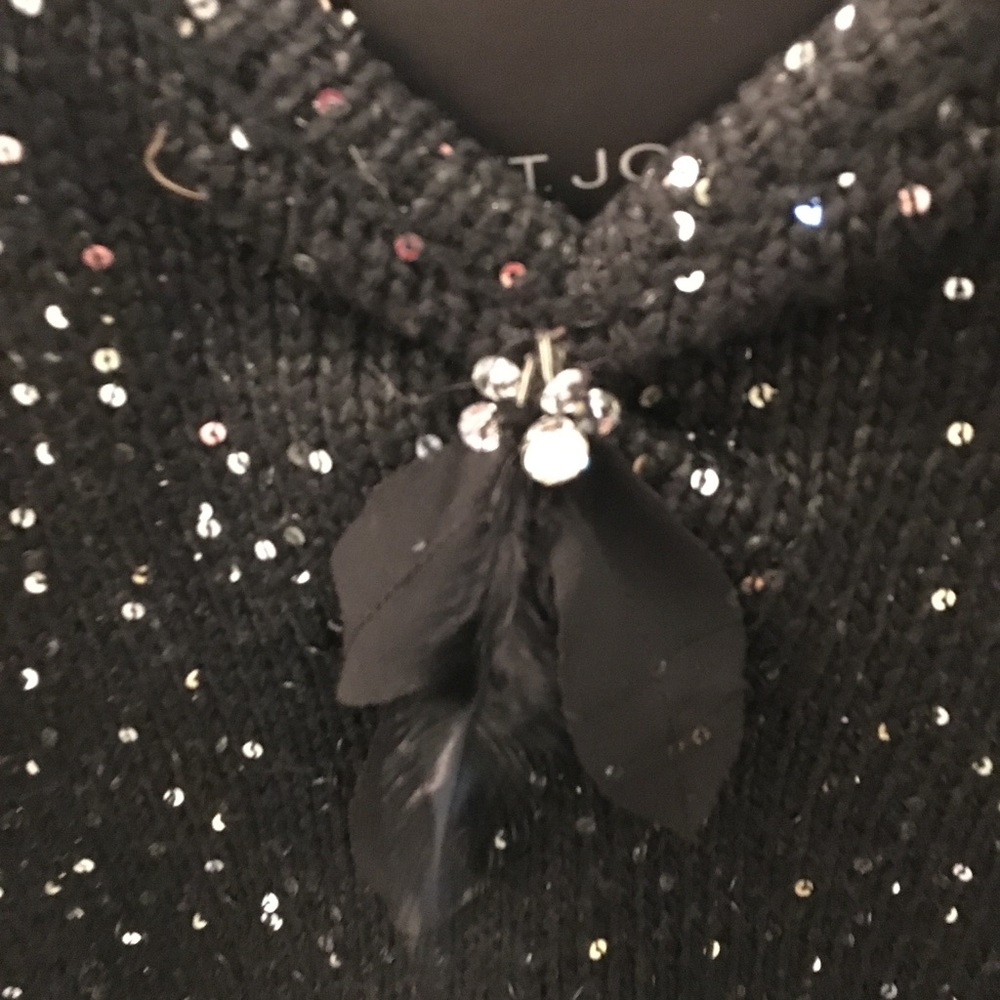 ST. JOHN NWT Caviar Sequin sweater - Picture 4 of 10